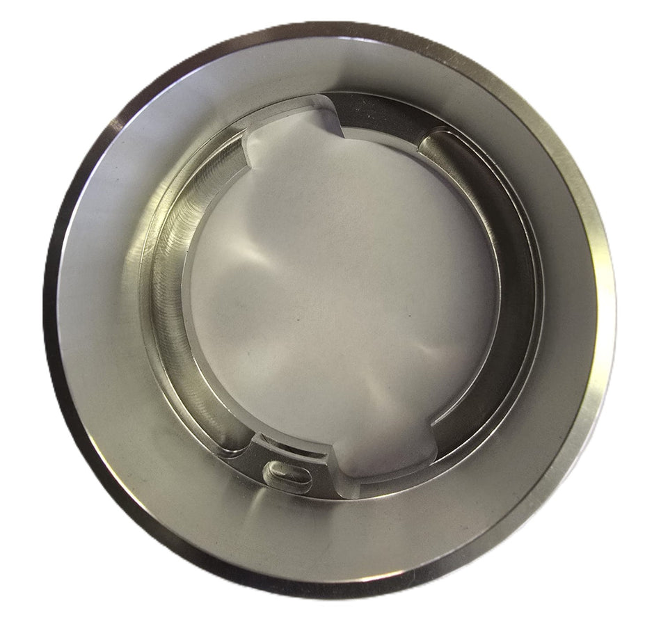 Aluminium Einfüllstutzen B80, Höhe 50 mm, Ø 105 mm – präzise gefräst, kein Blechprägeteil. Robuste und korrosionsbeständige Lösung für den Einbau in Kraftstofftanks.